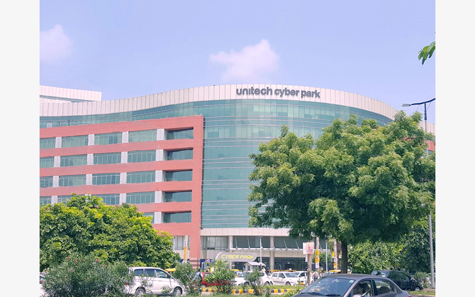 Pre- leased Office Space in Unitech Cyber Park: Sector-39, South City-I, Gurgaon 