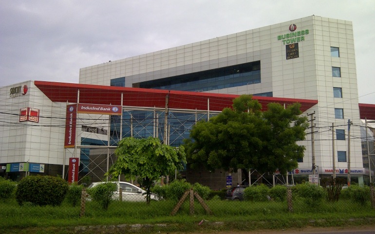 Pre- leased Office Space in Suncity Business Tower: Sector-54, Golf Course Road, Gurgaon